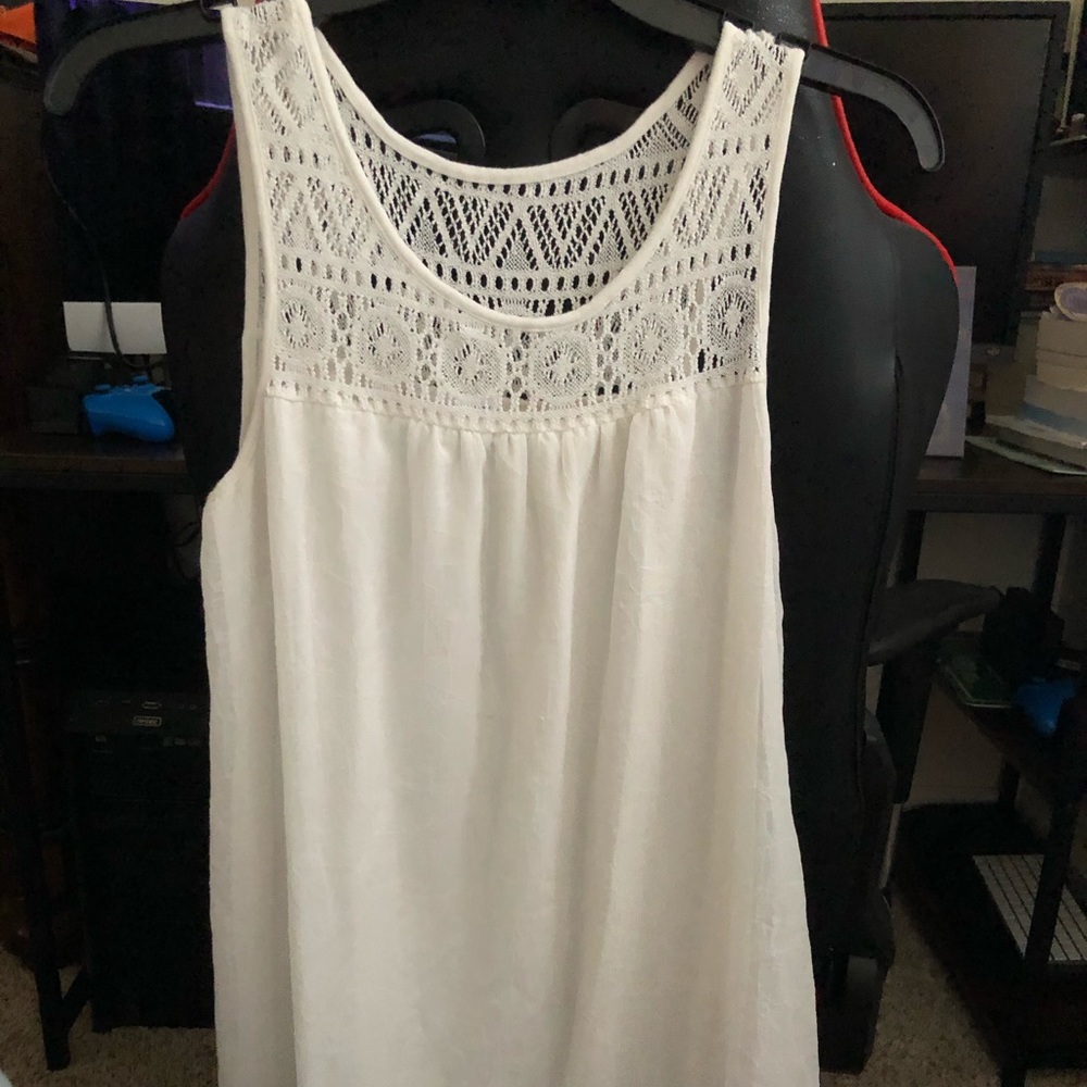 XS maternity shirt